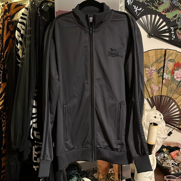 Lonsdale dark grey size Small men’s Track Jacket - Picture 1 of 7
